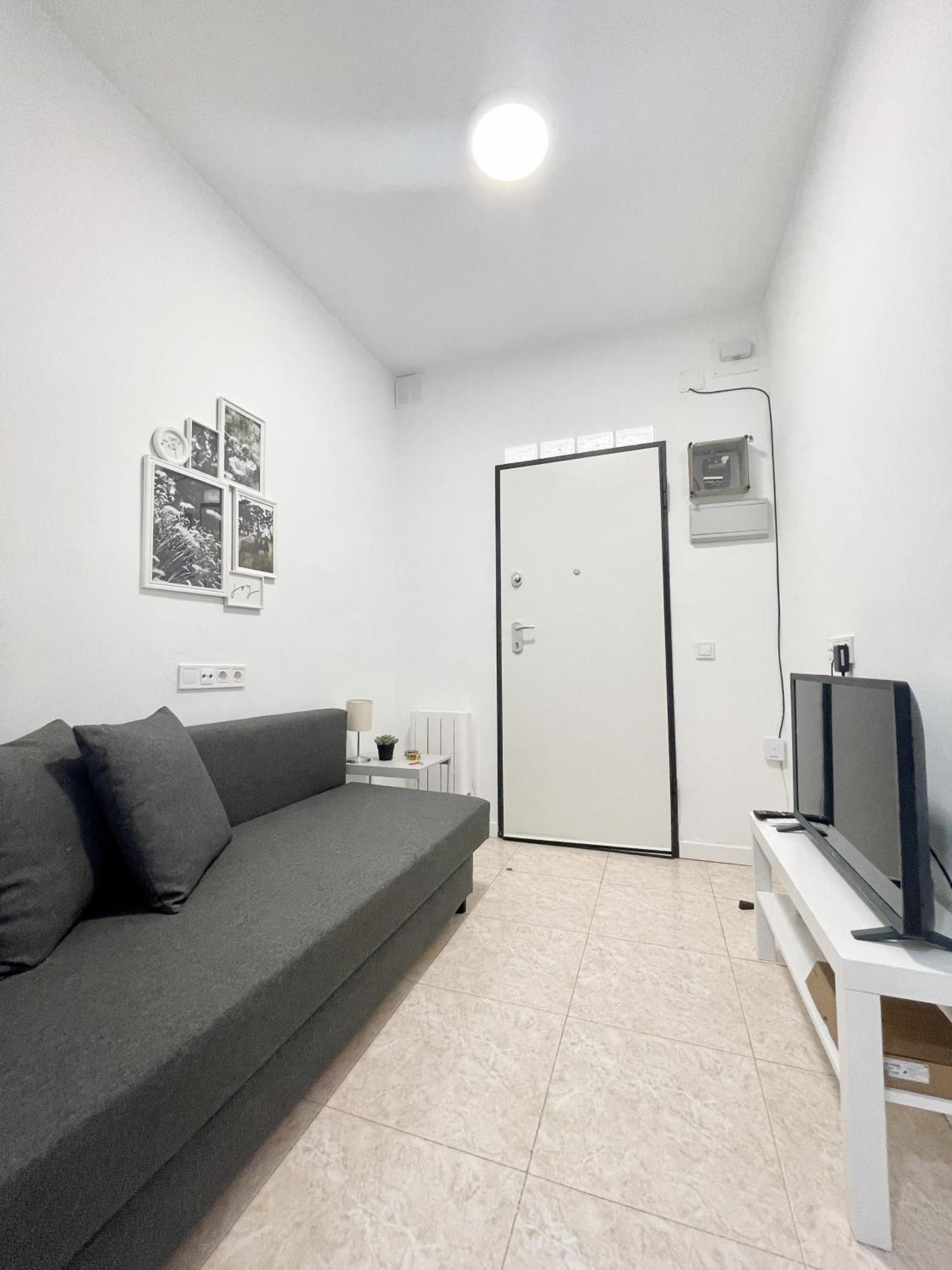 1 Vallecas Sll5 * Madrid